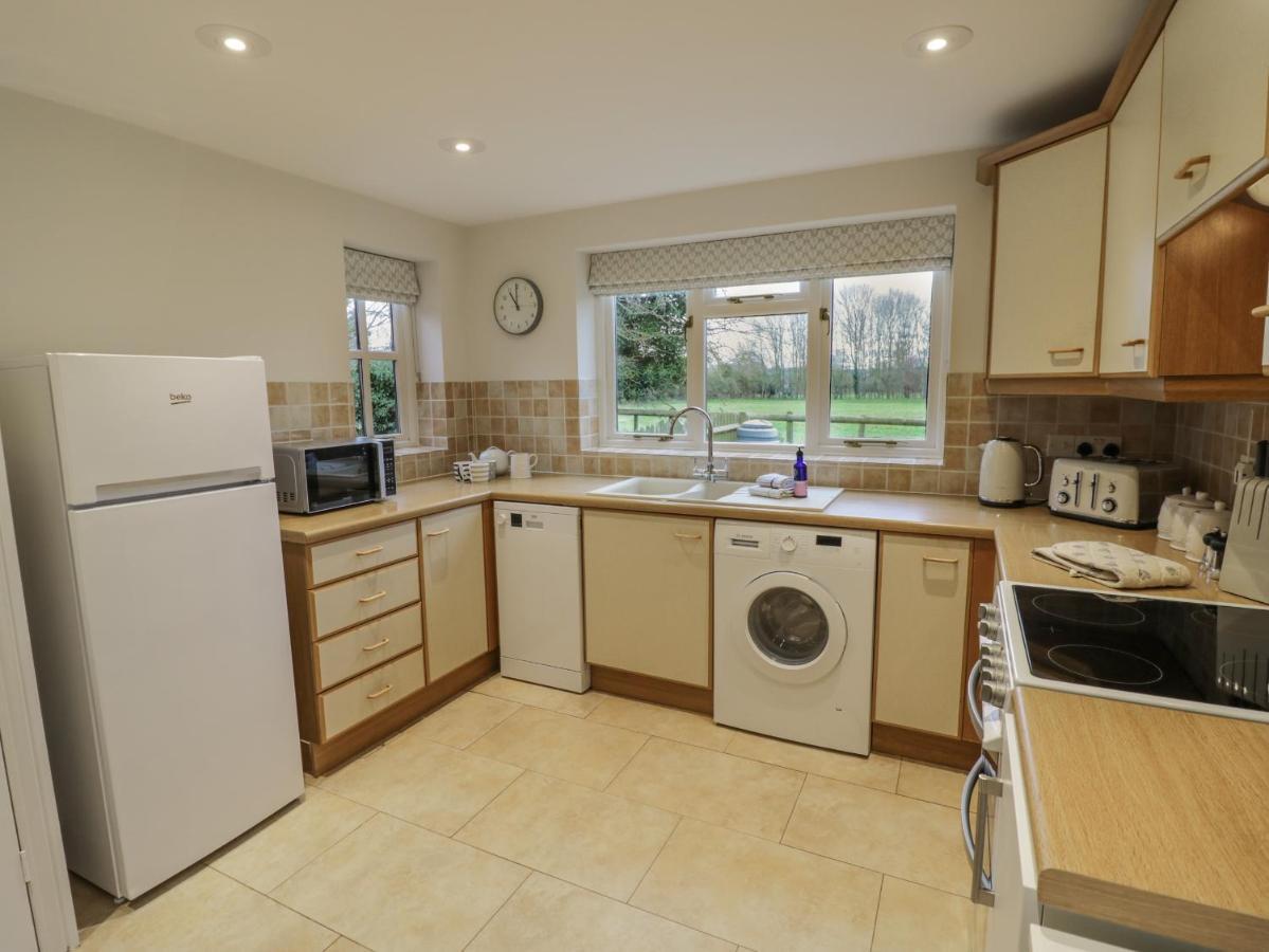 5 Grange Cottages Саутъм Екстериор снимка