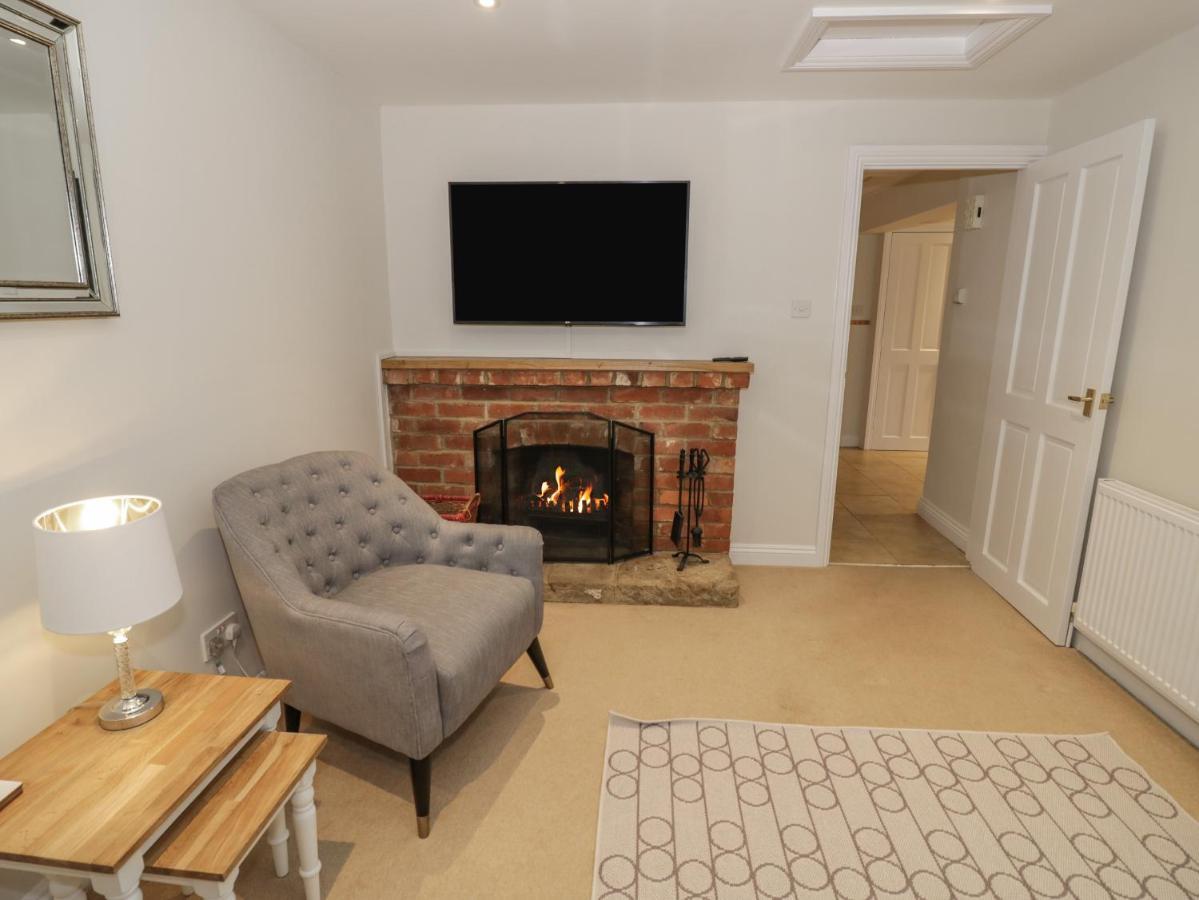 5 Grange Cottages Саутъм Екстериор снимка